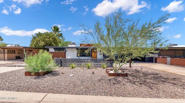 8118 E GRANADA Road, Scottsdale, AZ 85257