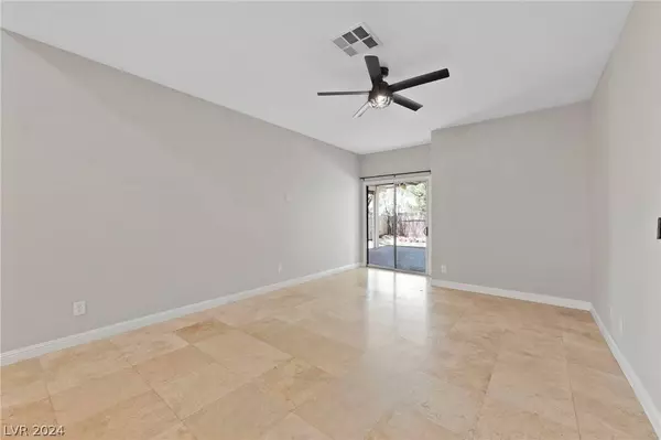 2438 Belt Buckley Drive, Henderson, NV 89002