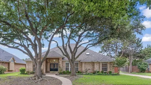 1420 Treeline Drive, Desoto, TX 75115