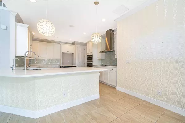 7431 LAKE ALBERT DR, Windermere, FL 34786