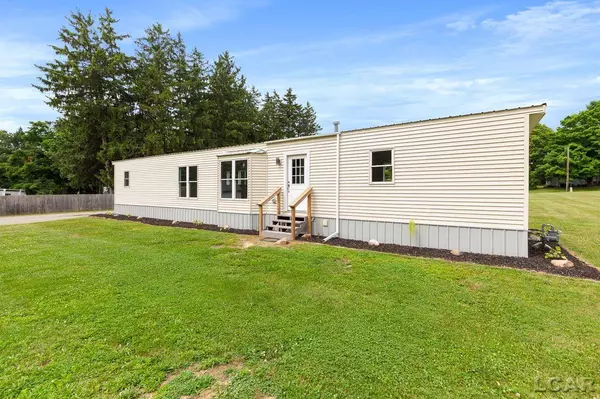 4589 Ogden Highway, Adrian, MI 49221