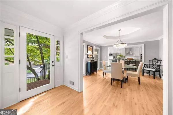 300 Saddle Creek DR, Roswell, GA 30076