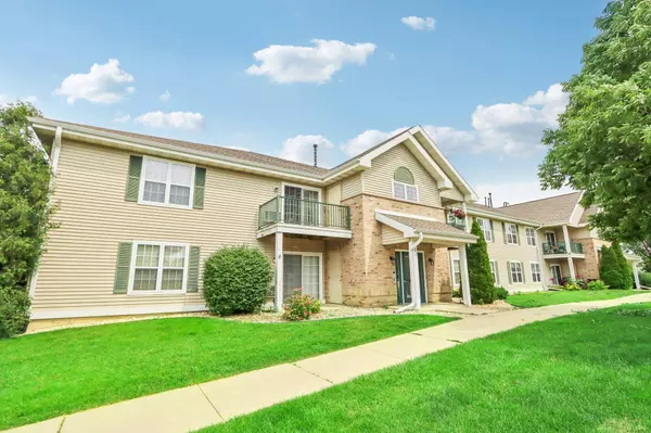 201 Kearney Way #201, Waunakee, WI 53597