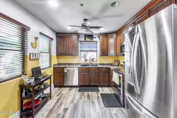 2576 E MEGAN Street, Gilbert, AZ 85295