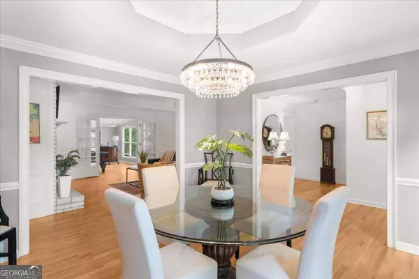 300 Saddle Creek DR, Roswell, GA 30076