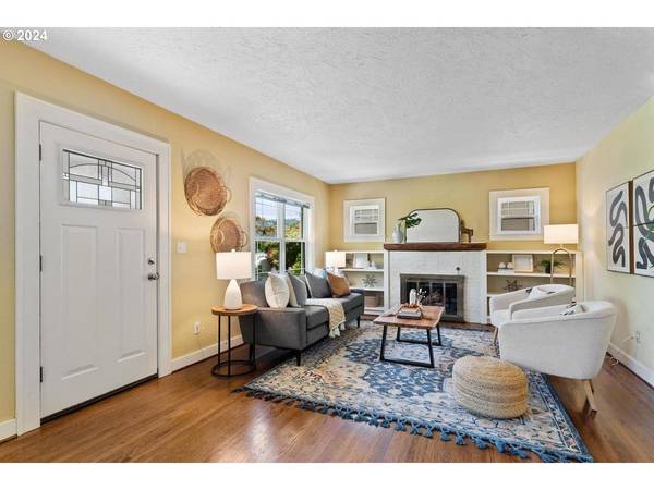 6807 N AMHERST ST, Portland, OR 97203