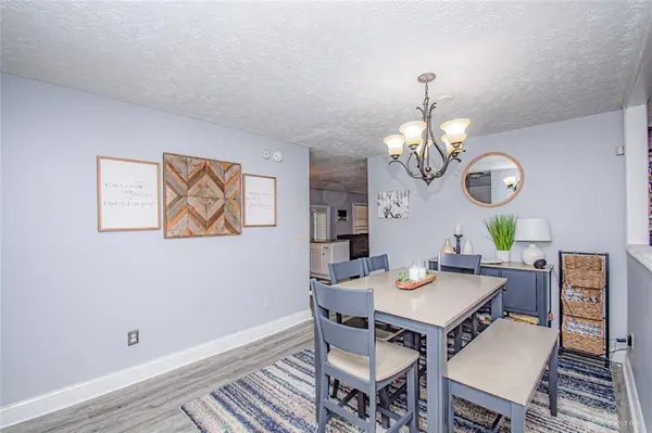 8125 Meadowlark Drive, Franklin, OH 45005