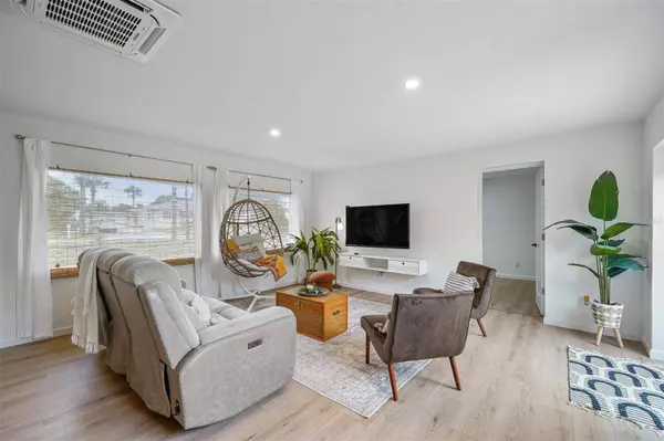 408 ZELDA BLVD, Daytona Beach, FL 32118