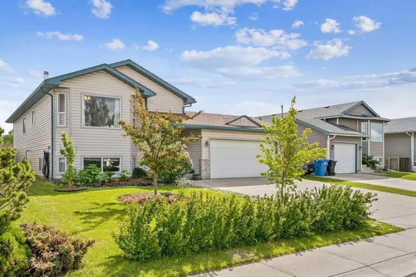 134 Meadowpark DR, Carstairs, AB T0M 0N0