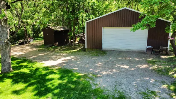 9005 Alverno AVE, Inver Grove Heights, MN 55077