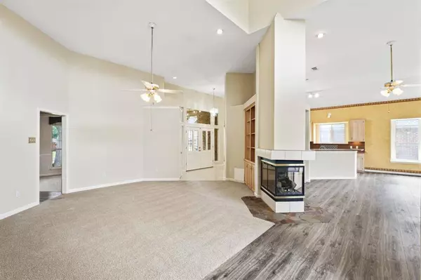 1420 Treeline Drive, Desoto, TX 75115