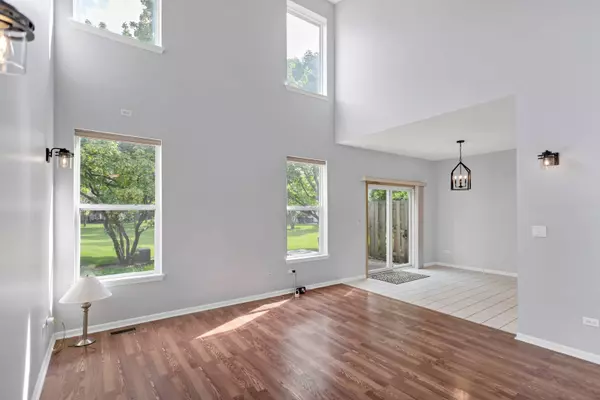 1481 Keystone CT, Elgin, IL 60120