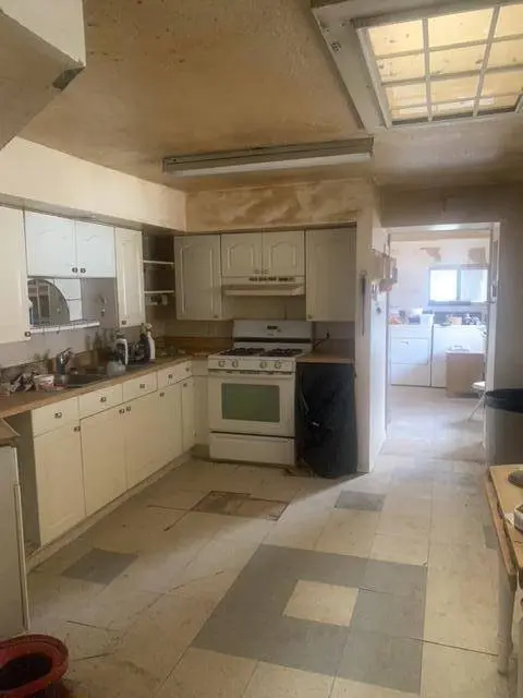 1211 First ST, Moriarty, NM 87035