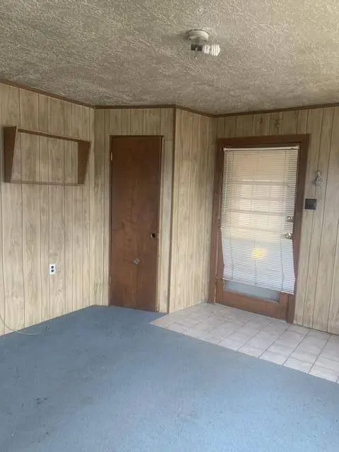 1211 First ST, Moriarty, NM 87035