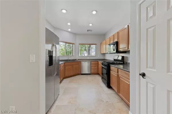 2438 Belt Buckley Drive, Henderson, NV 89002