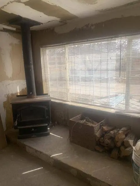 1211 First ST, Moriarty, NM 87035