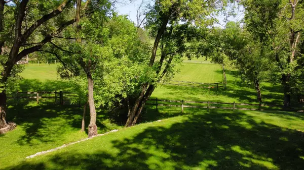 9005 Alverno AVE, Inver Grove Heights, MN 55077