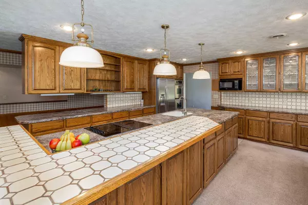 2025 E 59th Ave, Spokane, WA 99223