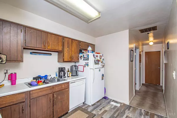 48 Halifax Dr, Vandalia, OH 45377