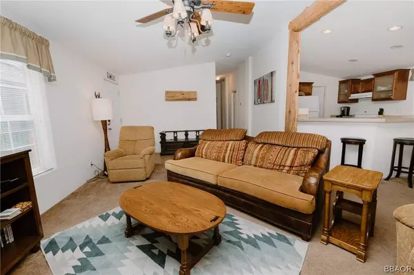 280 Sunset LN, Sugarloaf, CA 92386