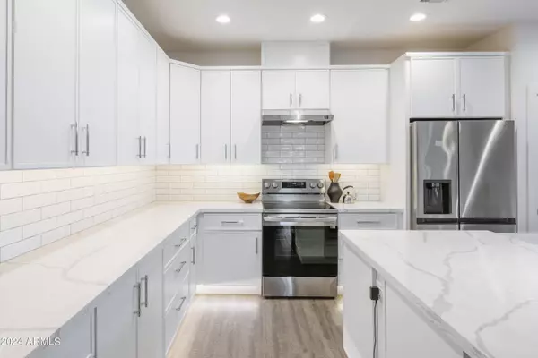 2015 E TURNEY Avenue, Phoenix, AZ 85016