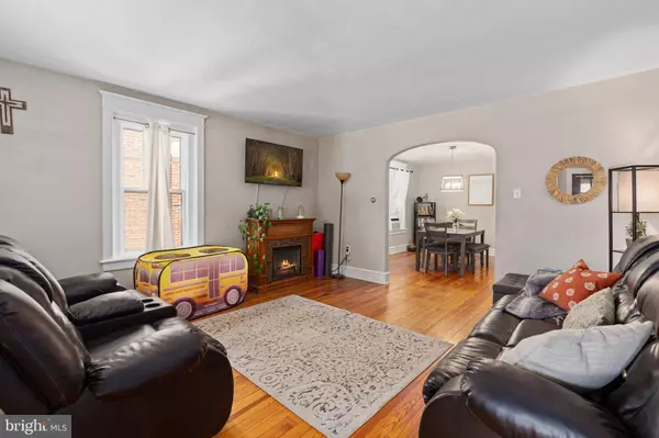 45 S 7TH ST, Quakertown, PA 18951