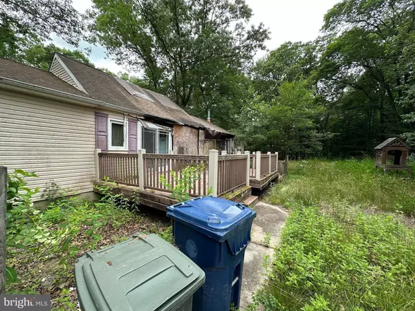 1425 11TH AVE, Williamstown, NJ 08094