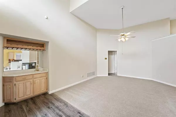 1420 Treeline Drive, Desoto, TX 75115