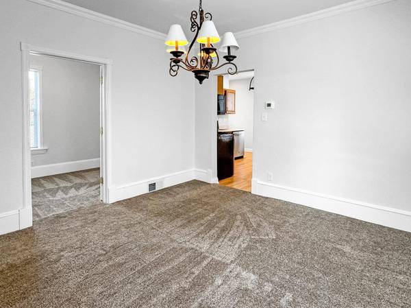 1128 Woodbridge ST, Saint Paul, MN 55117