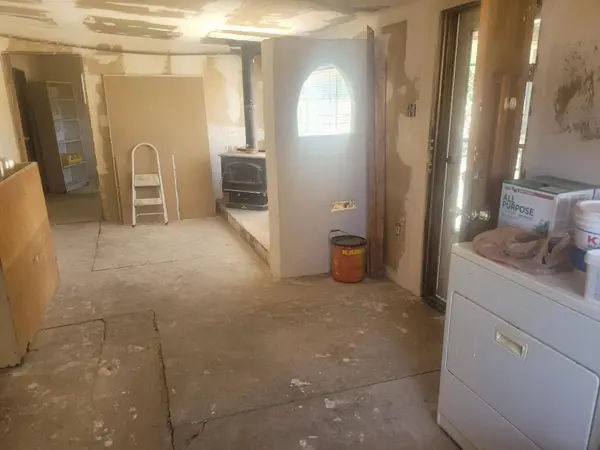 1211 First ST, Moriarty, NM 87035