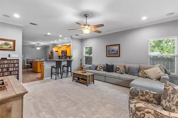 1522 W Texas Street, Denison, TX 75020