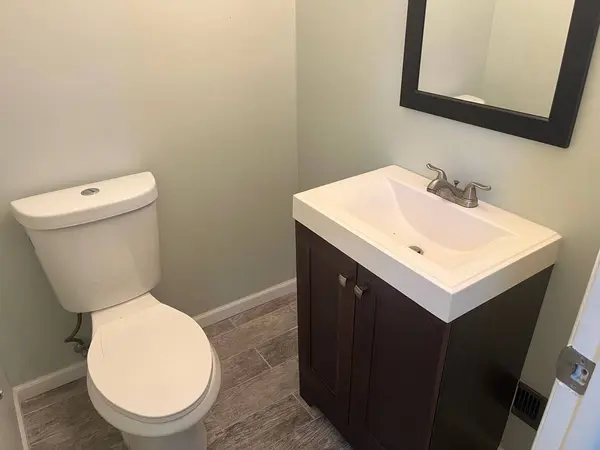 1615 Maple TER #3L, Lisle, IL 60532