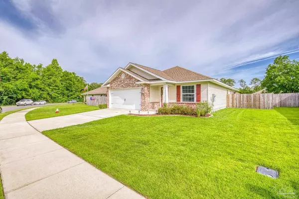 5094 Carley Ct, Milton, FL 32583