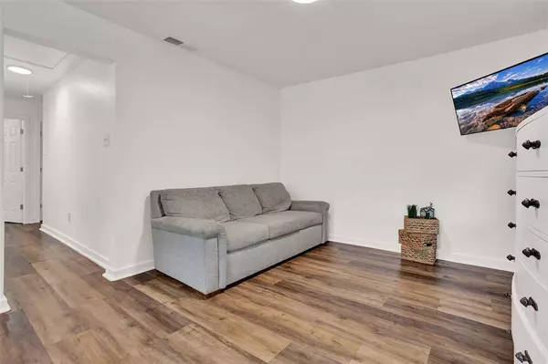 202 Mcfall Street, Whitesboro, TX 76273