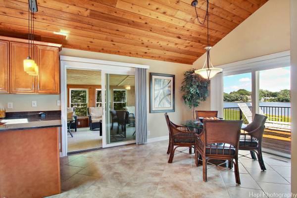 3202 N Bayview LN, Mchenry, IL 60051