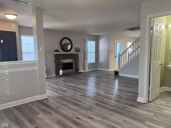 12947 Old Glory DR, Fishers, IN 46037