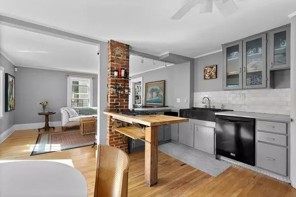 12 Thomas Street, Boston, MA 02130