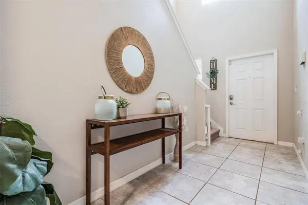 10536 STANDING STONE DR, Wimauma, FL 33598