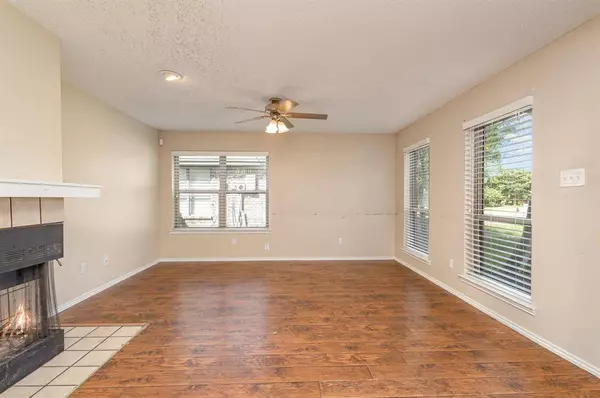 1727 Quail Run Drive, Garland, TX 75040