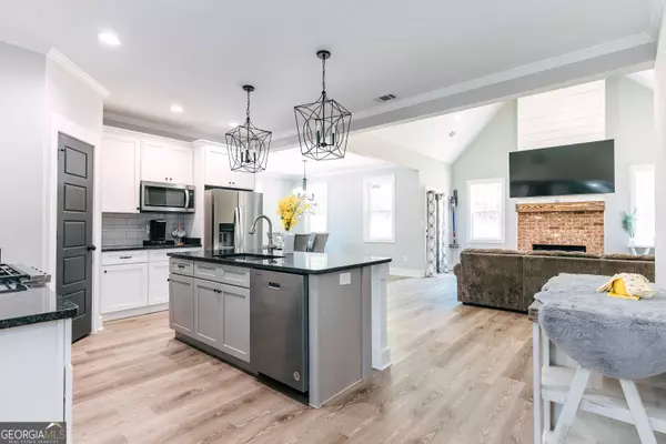 1190 Josey RD, Forsyth, GA 31029