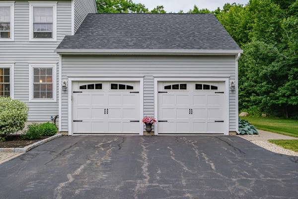 18 Cheechako RD, Buxton, ME 04093