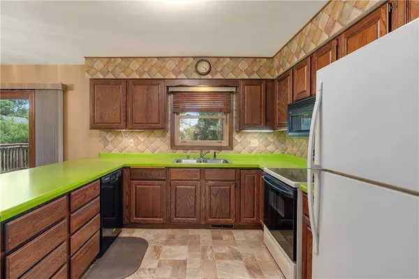 521 E Walnut ST, Strum, WI 54770