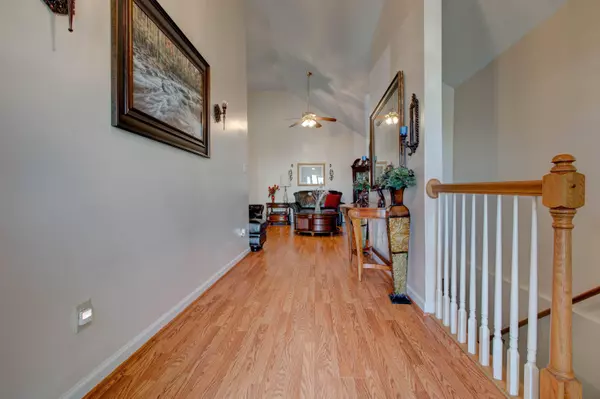 302 Virginia LN, Nicholasville, KY 40356