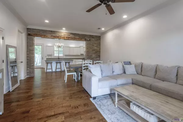 5156 Myrtle Trail Dr, Baton Rouge, LA 70820