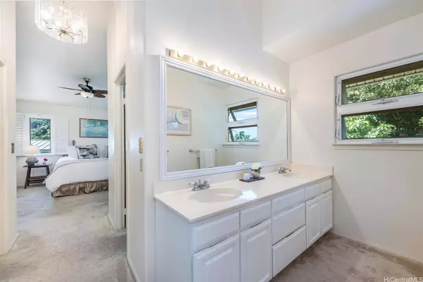 2752-F Pali Highway, Honolulu, HI 96817