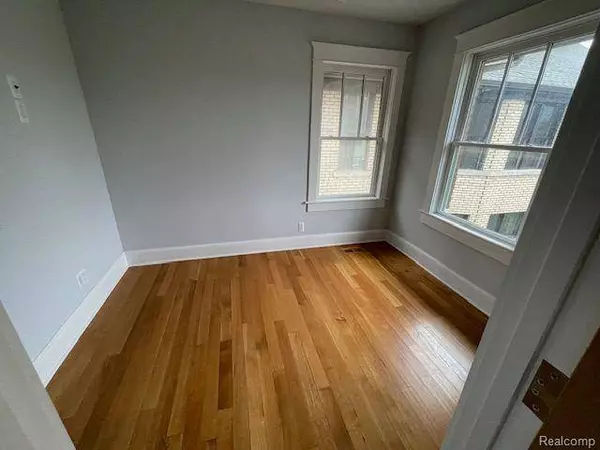 370 E GRAND Boulevard, Detroit, MI 48207