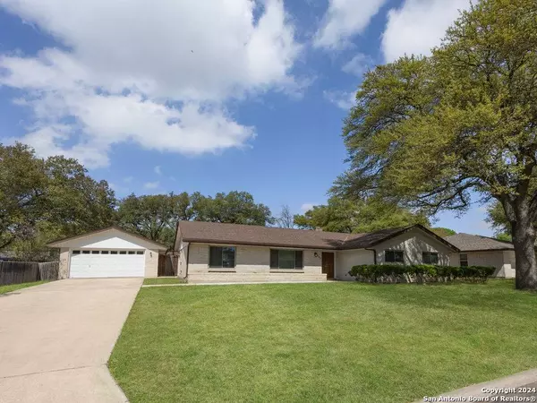 645 MOORSIDE DR, Windcrest, TX 78239-2539