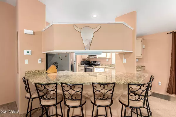 2400 E BASELINE Avenue #258, Apache Junction, AZ 85119