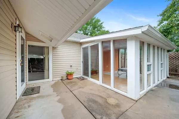 26 E Maverick St, Wichita, KS 67220