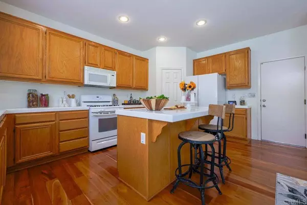 1212 Paradise Trail RD, Chula Vista, CA 91915